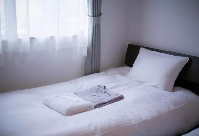 Tune Hostel（ツネホステル館山）