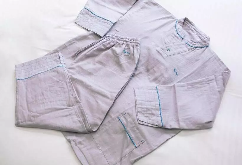 Tune Hostel（ツネホステル館山）