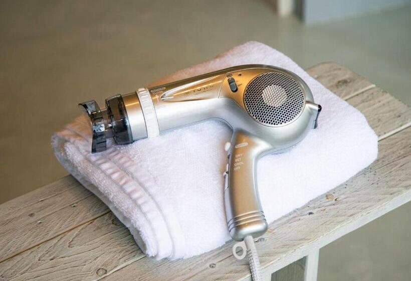 Tune Hostel(ツネホステル館山)