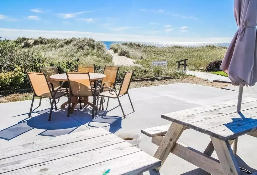 Edgewater Beach Resort