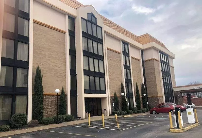 هتل Americinn By Wyndham Memphis East