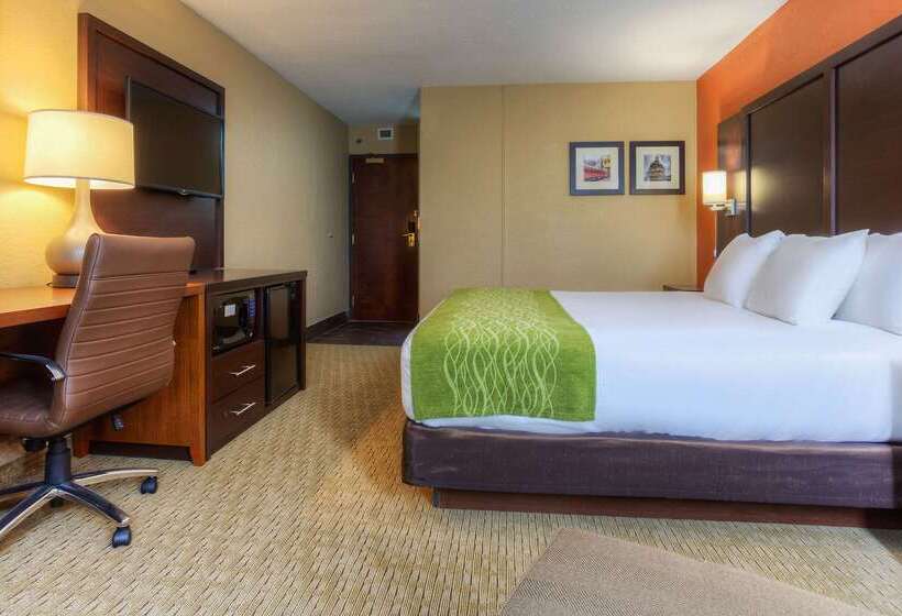 فندق Comfort Inn & Suites Evansville Airport