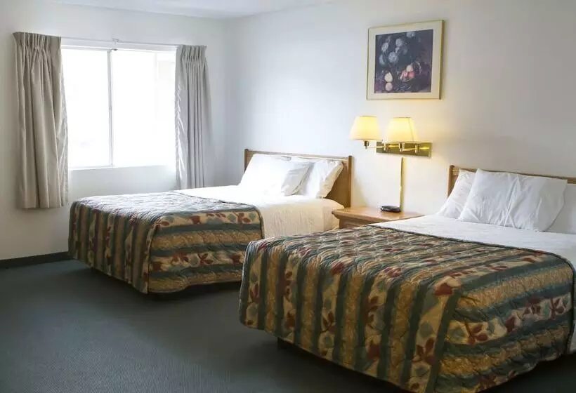 Отель Dreamers Lodge