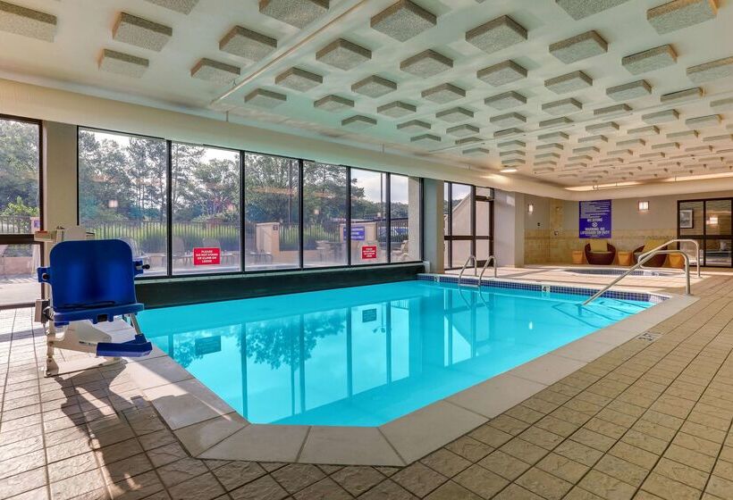 هتل Drury Inn & Suites Atlanta Marietta
