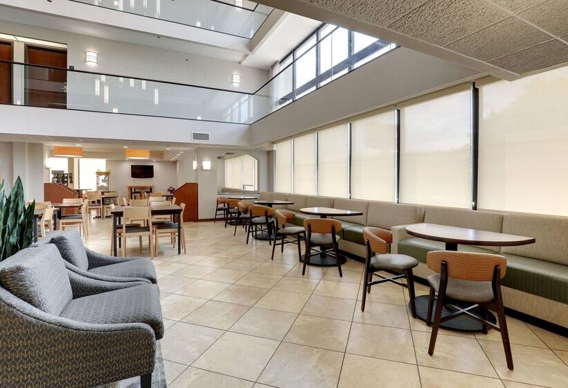 هتل Drury Inn & Suites Atlanta Marietta