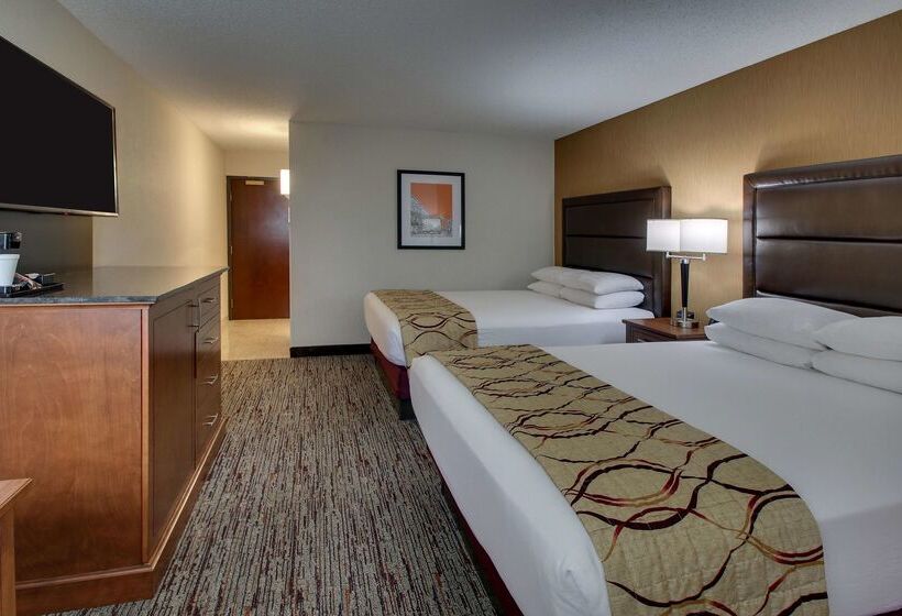 فندق Drury Inn & Suites Evansville East