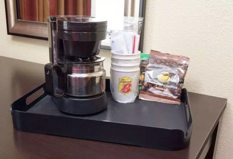 ホテル Super 8 By Wyndham Chicago Northlake O'hare South