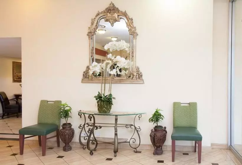 ホテル Super 8 By Wyndham Chicago Northlake O'hare South