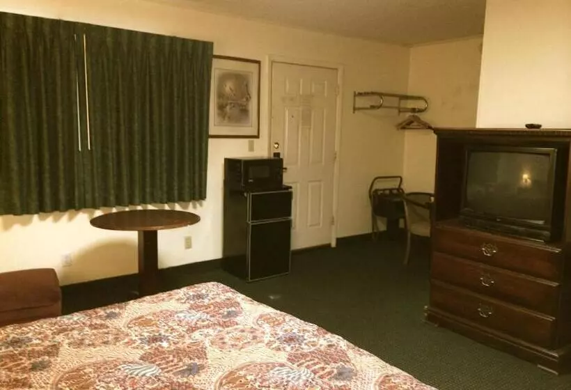 汽车旅馆 Rapids Inn & Suites