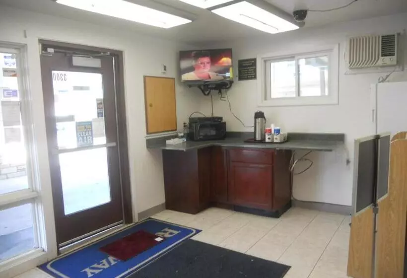 汽车旅馆 Rapids Inn & Suites