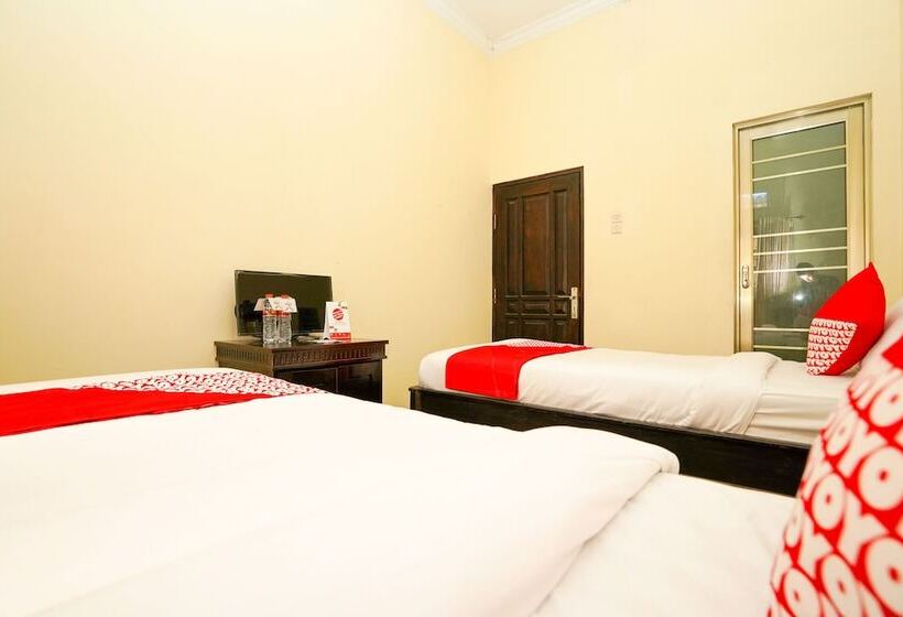 Отель Homestay Potato House By Oyo Rooms