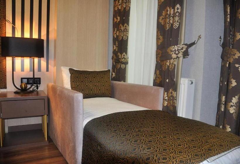 Pell Palace Hotel & Spa