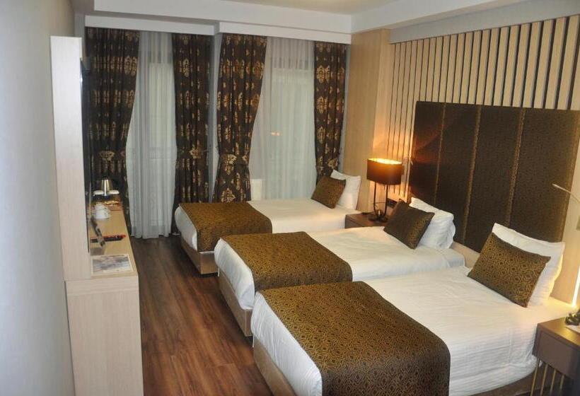 Pell Palace Hotel & Spa