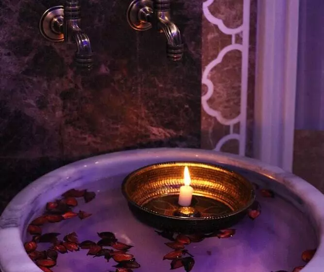 Pell Palace Hotel & Spa