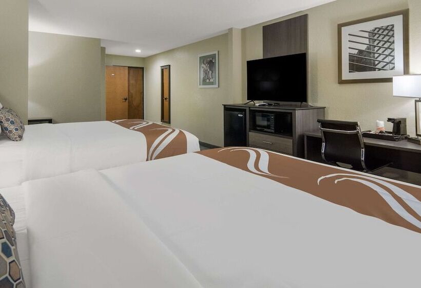 בית מלון כפרי Quality Inn & Suites Roanoke Fort Worth North