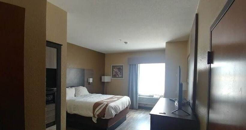 בית מלון כפרי Quality Inn & Suites Roanoke Fort Worth North