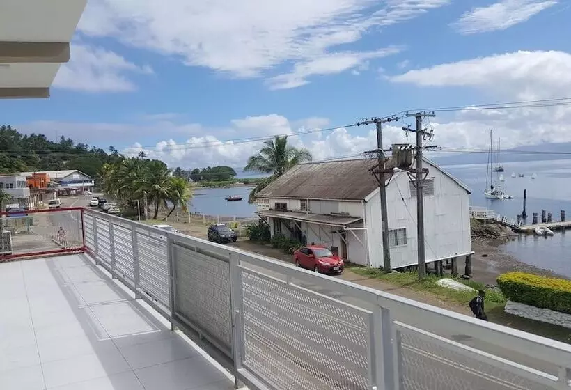 モーテル Bay View Barbers Lodge