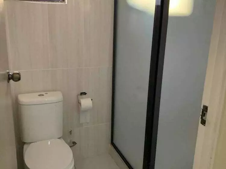 モーテル Bay View Barbers Lodge