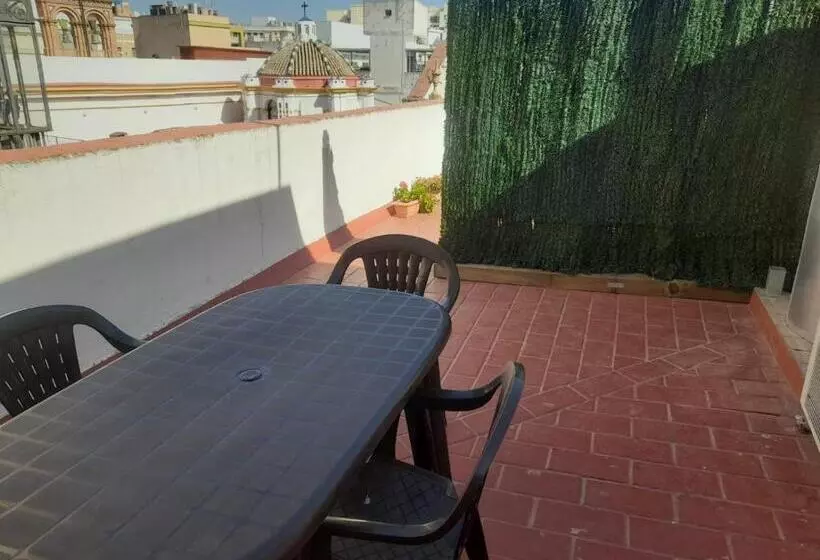 Hostel Urban Sevilla