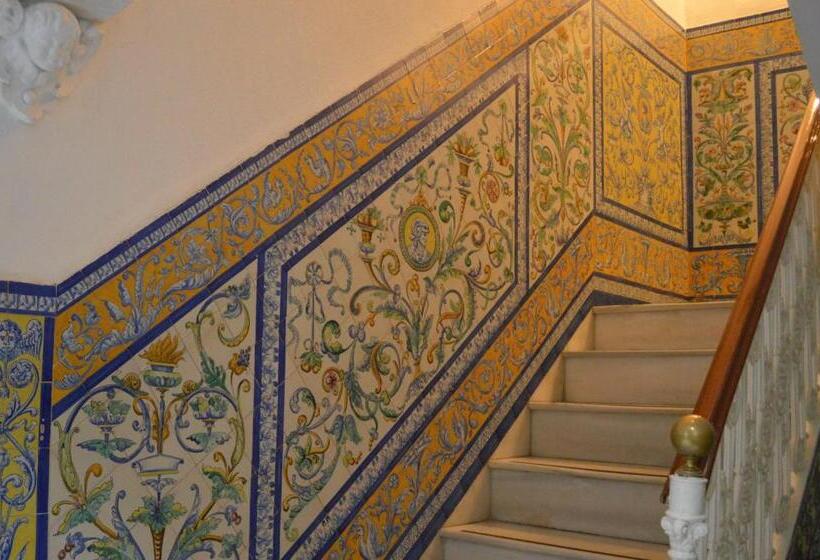 Hostel Urban Sevilla