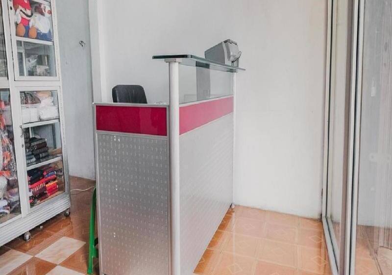 פנסיון Reddoorz Syariah Near Stadion Maulana Yusuf