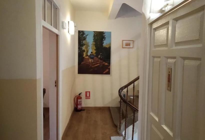 Albergue Luz De Frómista