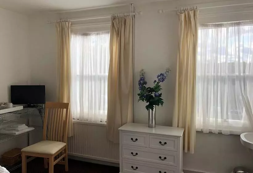 Aamiaismajoitus (B&B) The Prince Of Wales