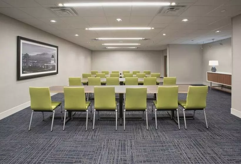 Hotelli Holiday Inn Express & Suites   Yorkville, An Ihg