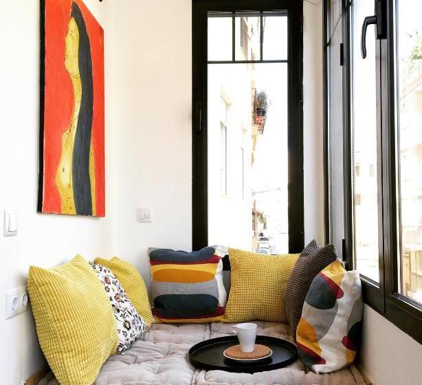 Hostel Numero Trece   Free Towels, Coffee Beans And Remote Check In!