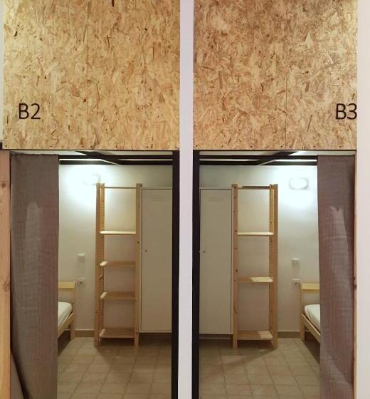 Hostel Numero Trece   Free Towels, Coffee Beans And Remote Check In!