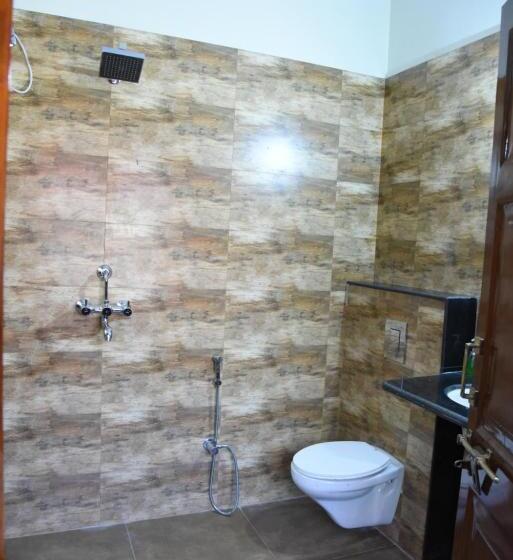 هتل Heritage Above 1