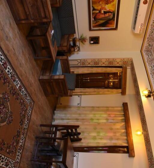 هتل Heritage Above 1