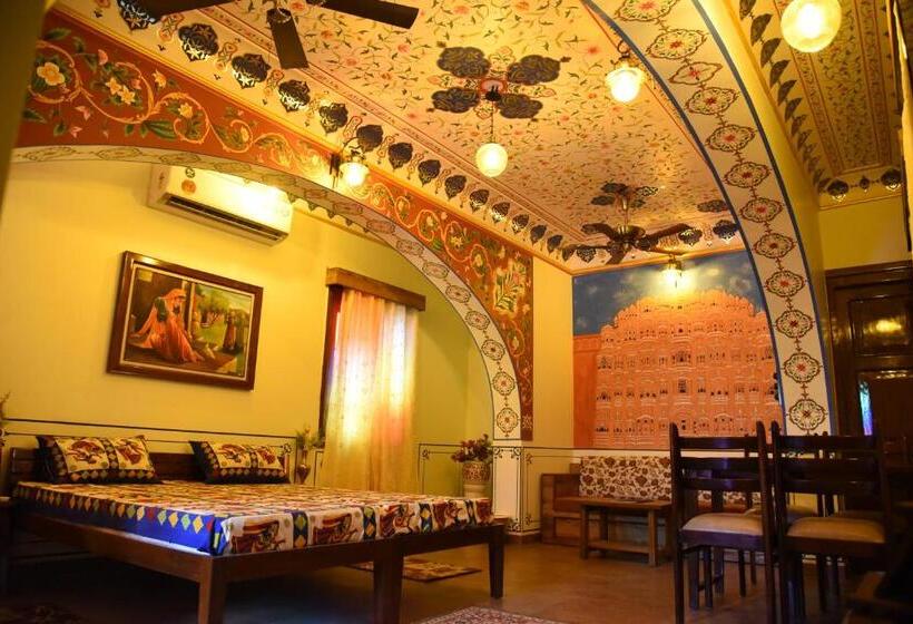 هتل Heritage Above 1