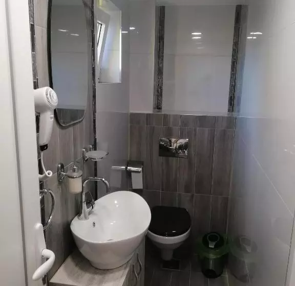 هتل Vila Violeta