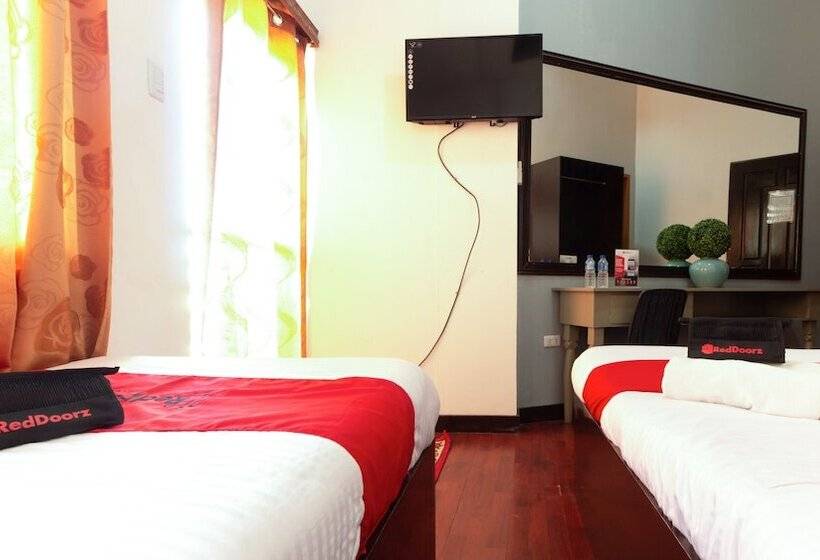 Hotel Reddoorz Near Robinsons North Tacloban