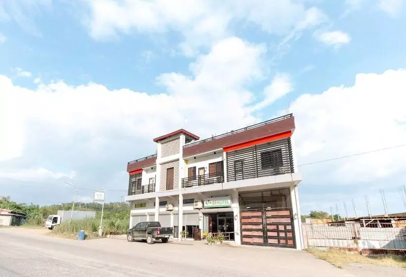هتل Reddoorz Near Robinsons North Tacloban