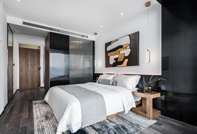 هتل The Mont Mirage