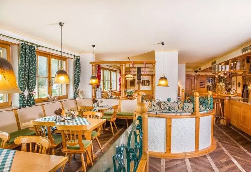 ホテル Traditions Gasthaus Bayrischer Hof