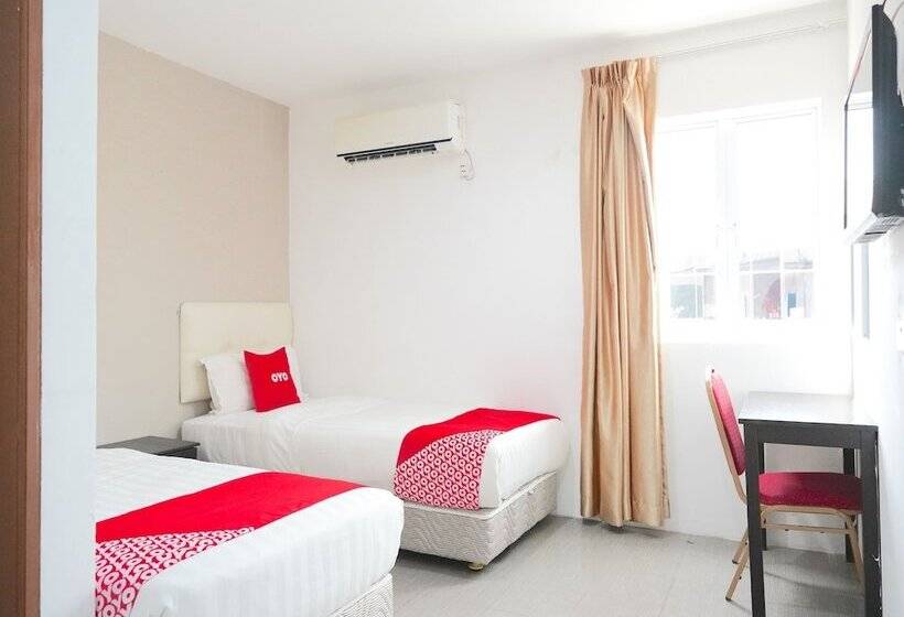 בית מלון כפרי Oyo 89373 Nobel Homestay