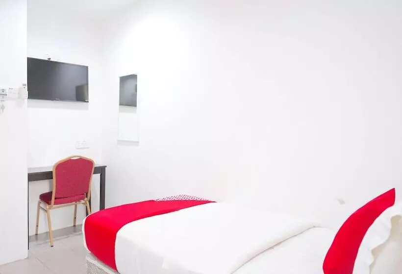 Hotelli Oyo 89373 Nobel Homestay