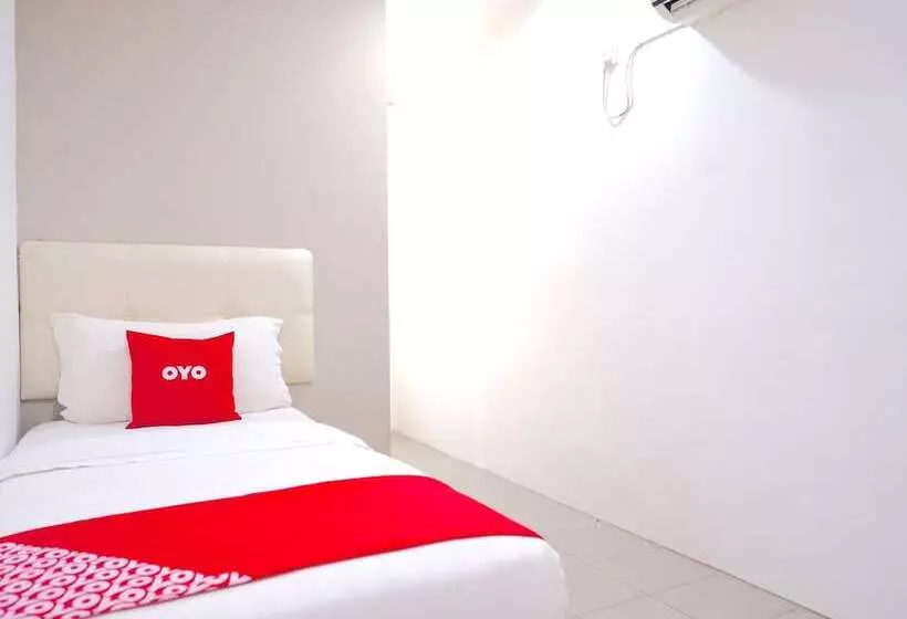 Hotelli Oyo 89373 Nobel Homestay