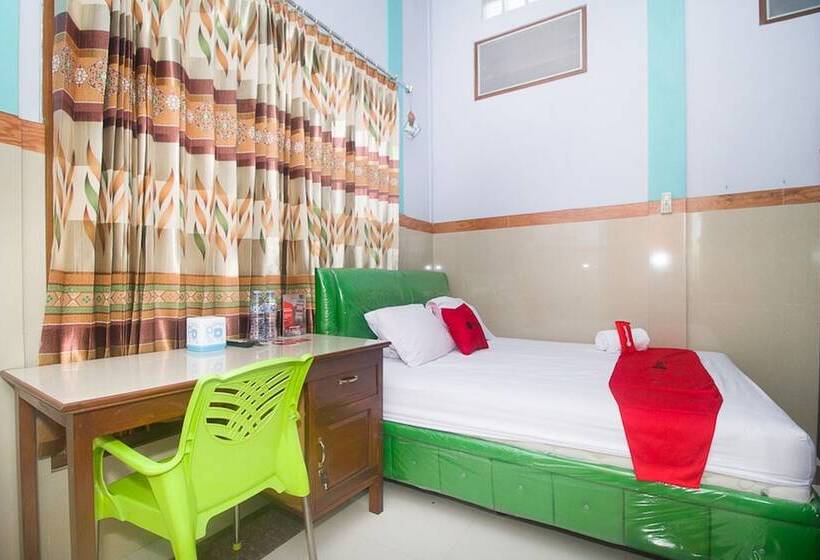 膳宿费 Reddoorz Syariah Near Alun Alun Bojonegoro