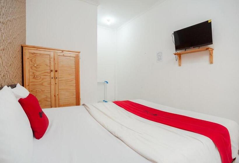 بنسيون Reddoorz Syariah Near Jatisampurna Hospital