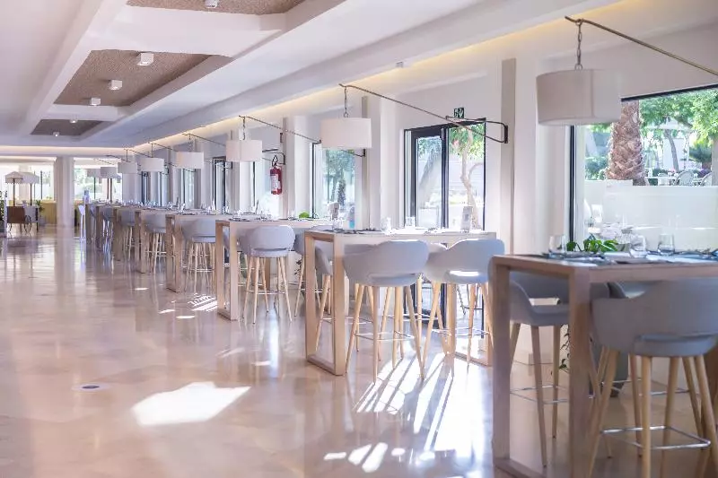 ホテル The Signature Level at Grand Palladium Sicilia Resort & Spa