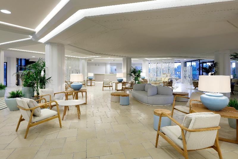 هتل The Signature Level at Grand Palladium Sicilia Resort & Spa