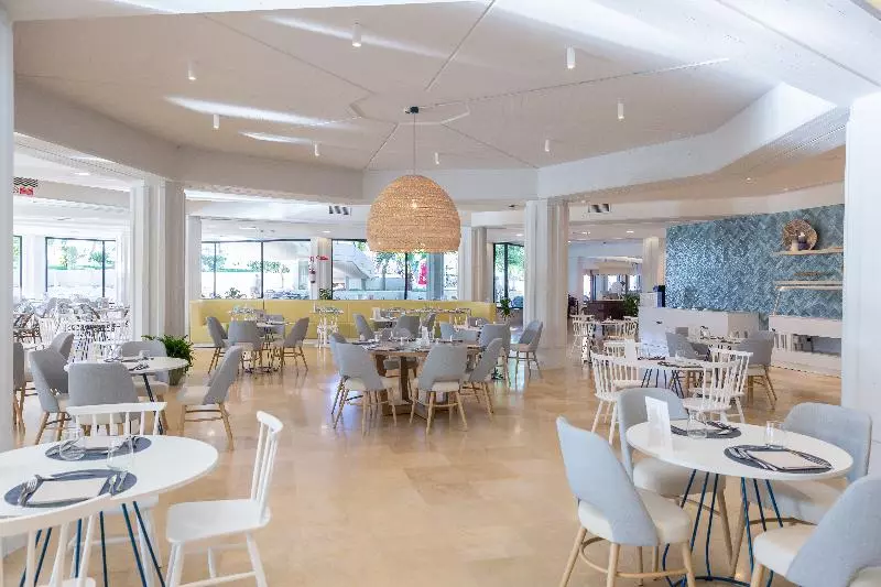 ホテル The Signature Level at Grand Palladium Sicilia Resort & Spa