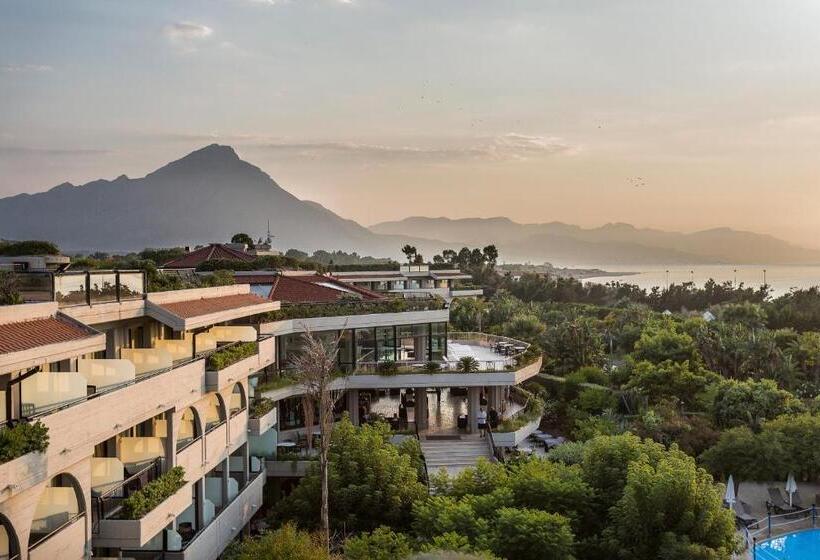 هتل The Signature Level at Grand Palladium Sicilia Resort & Spa