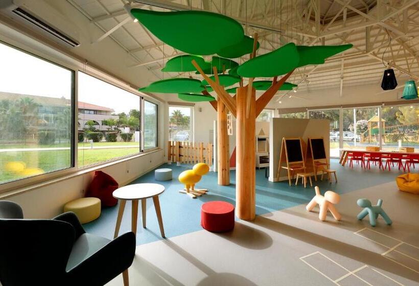 هتل The Signature Level at Grand Palladium Sicilia Resort & Spa