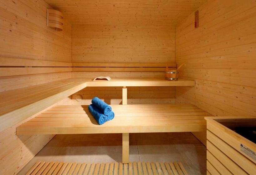 هتل The Signature Level at Grand Palladium Sicilia Resort & Spa