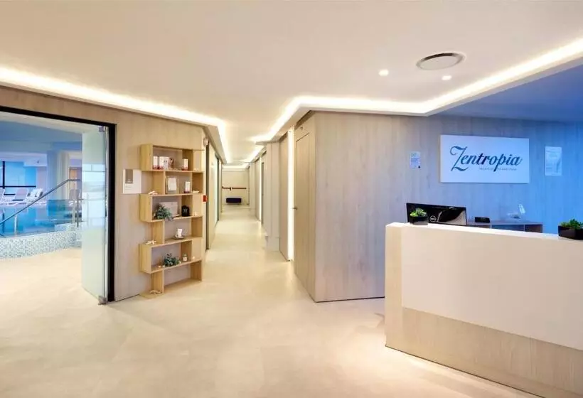 ホテル The Signature Level at Grand Palladium Sicilia Resort & Spa